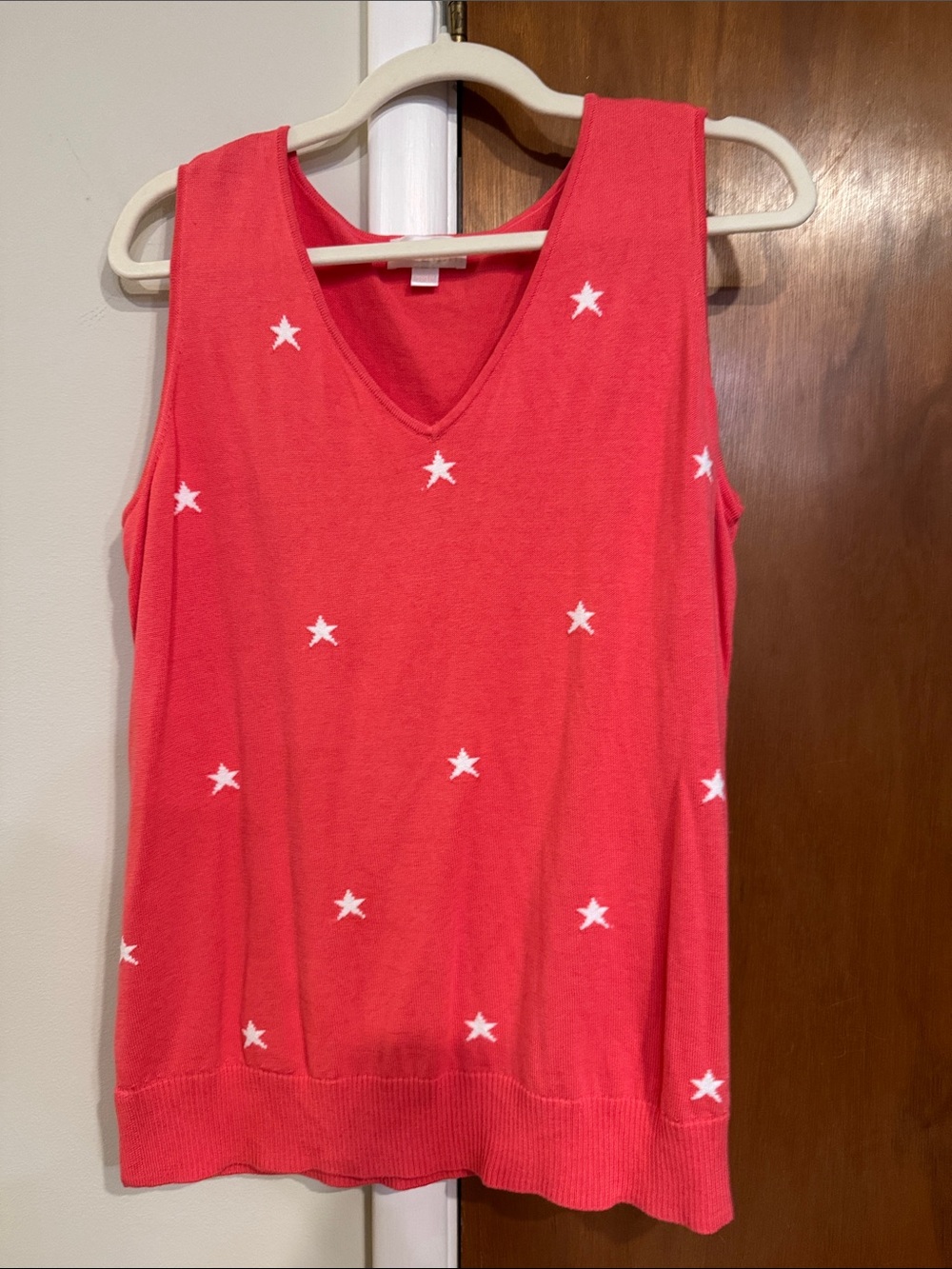 Belle by Kim Gravel Women’s Sleeveless V-Neck Star Print Sweater  - pink